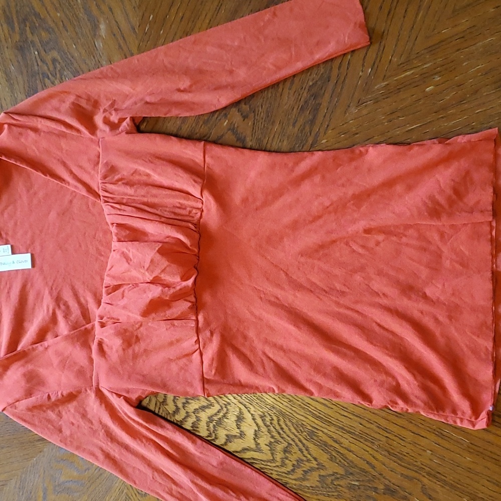Daisy and Clover top, 3/4 sleeve, coral orange